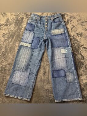 High-Rise Wide-Leg Crop Jean